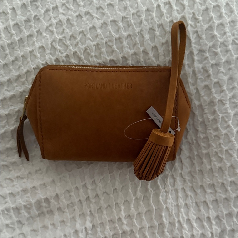NOT FOR SALE Portland Leather Dakota Zip Tight Belt Bag and Pom Tassel.